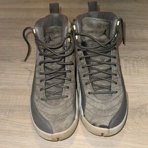 Jordan Retro 12 Dark Grey